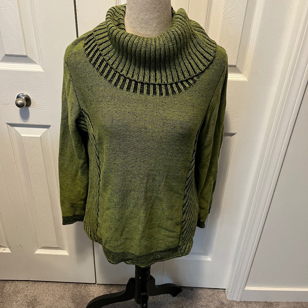 Laura size XL pullover